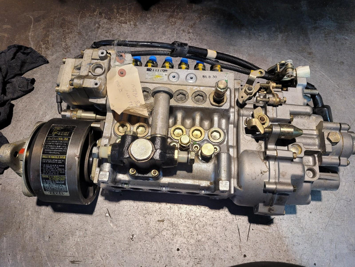 ZEXEL Fuel Injection Pump 105923-0852 107691-3064 22000-8441 107691-3064