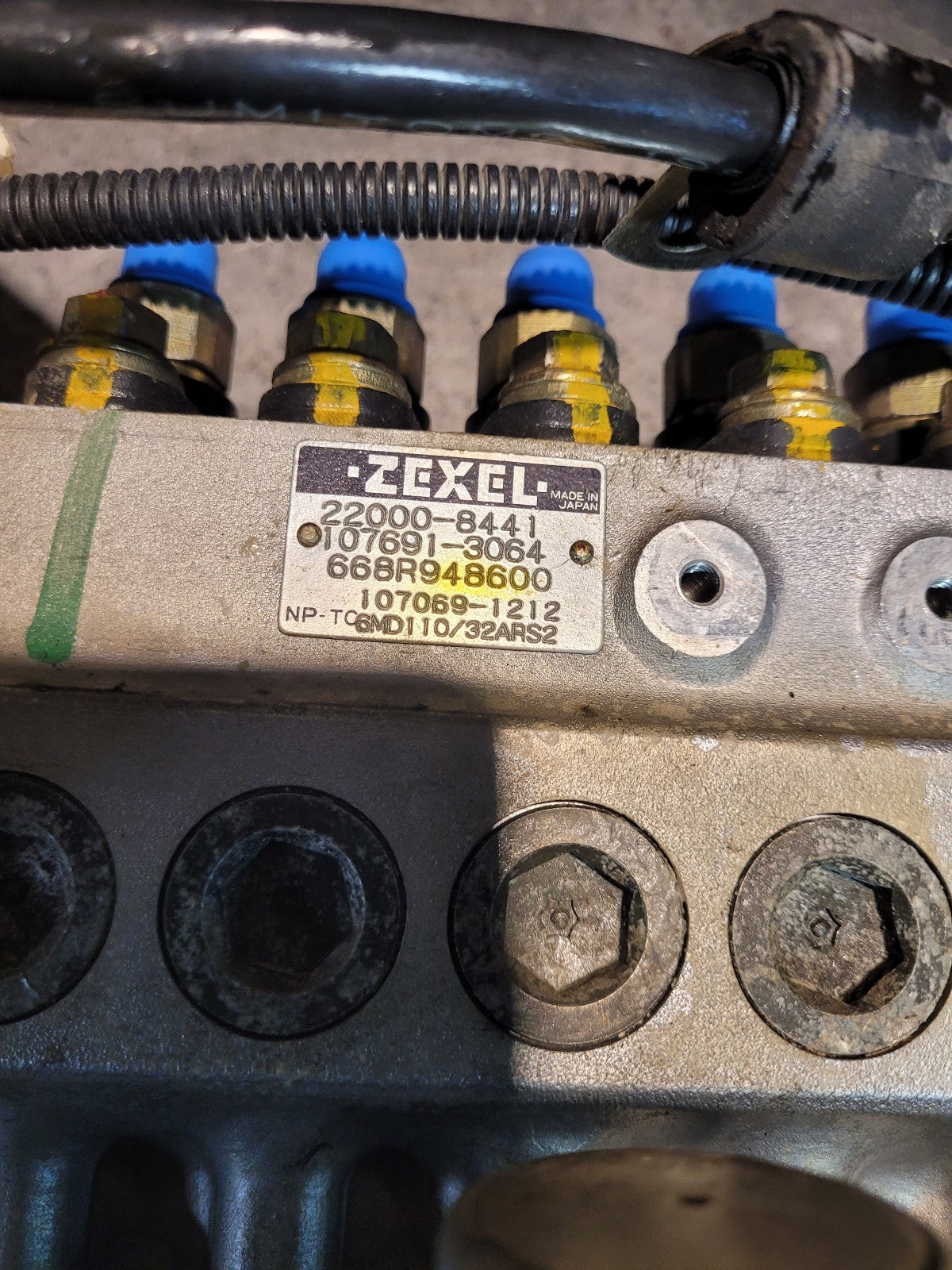 ZEXEL Fuel Injection Pump 105923-0852 107691-3064 22000-8441 107691-3064