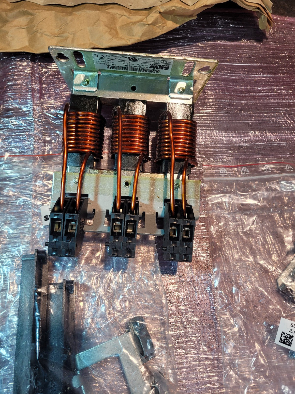 NEW 08243492 MDX61B-0075-2A3-4-00 SEW EURODRIVE CONTROL UNIT 08279985