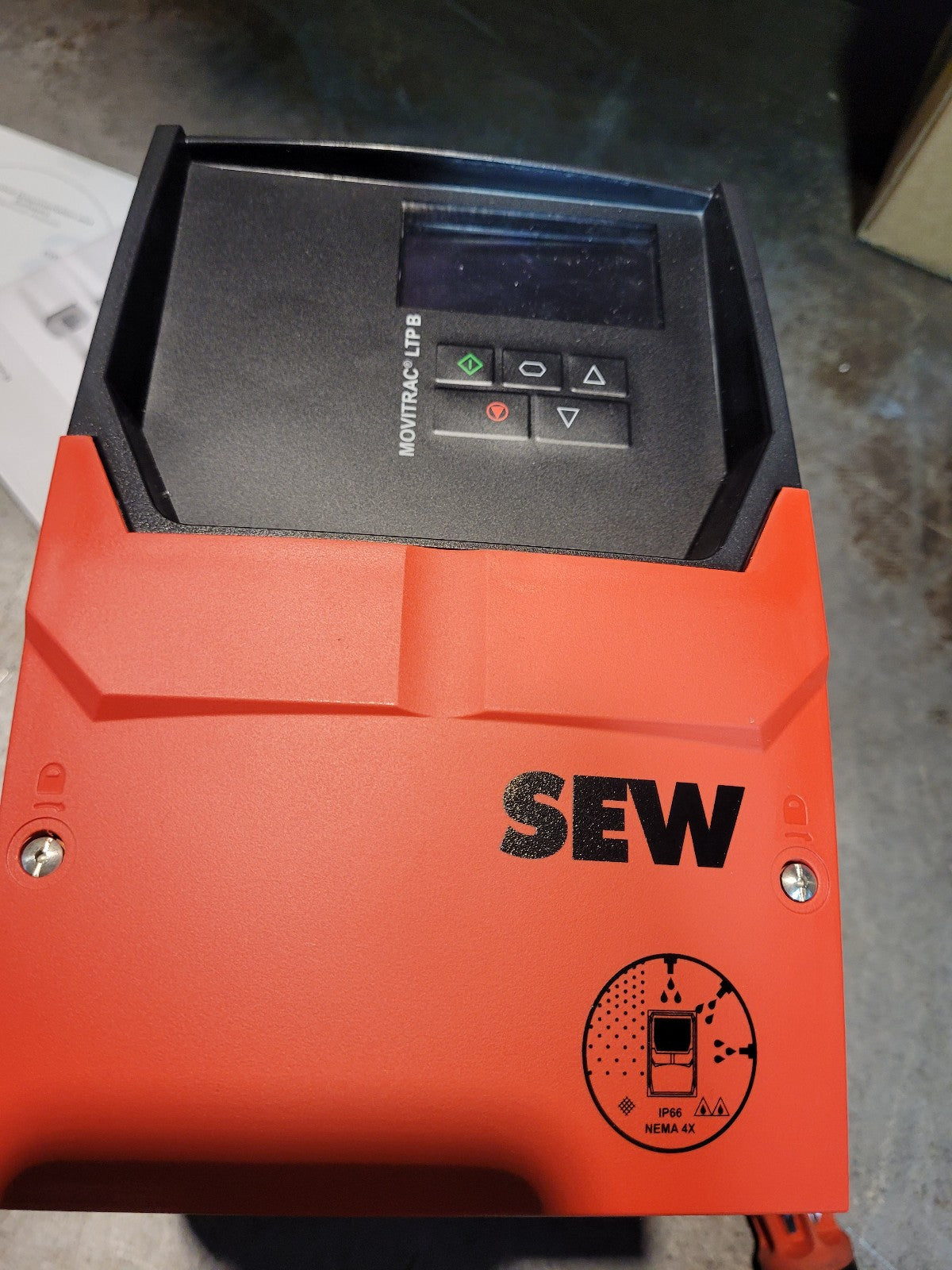 NEW 18251390 MCLTPB00082B1410 SEW VOLTAGE INVERTER