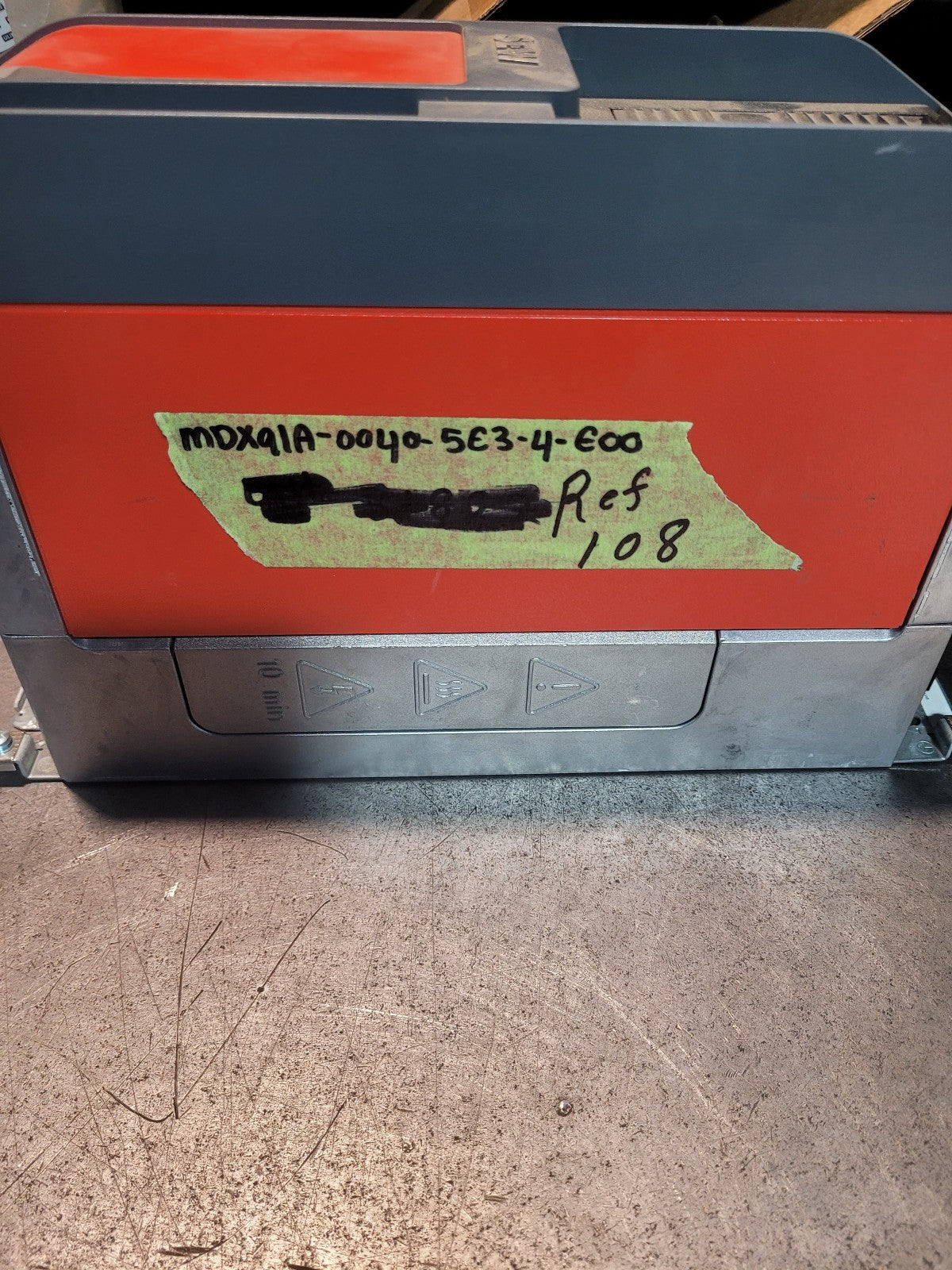 USED MDX91A00405E34, MDX91A-0040-5E3-4 SEW INVERTER