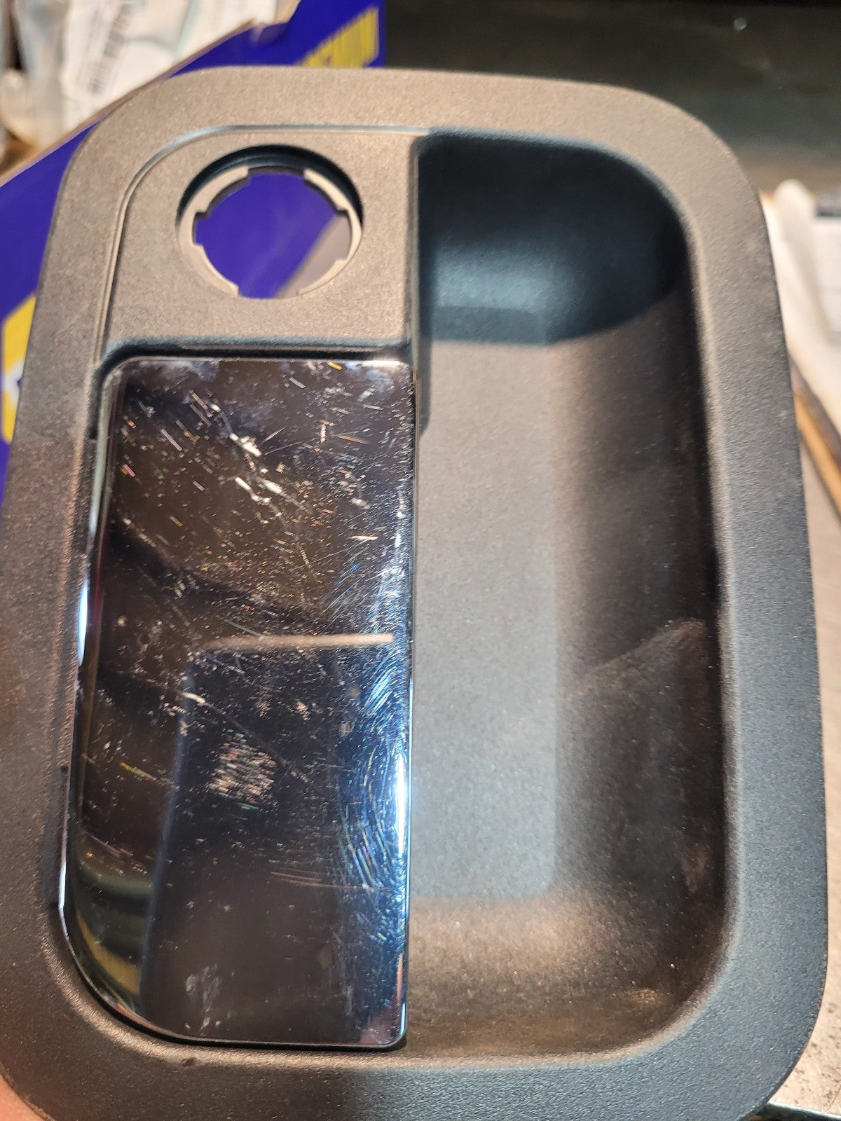 R56-1025 PACCAR OUTSIDE DOOR HANDLE LH