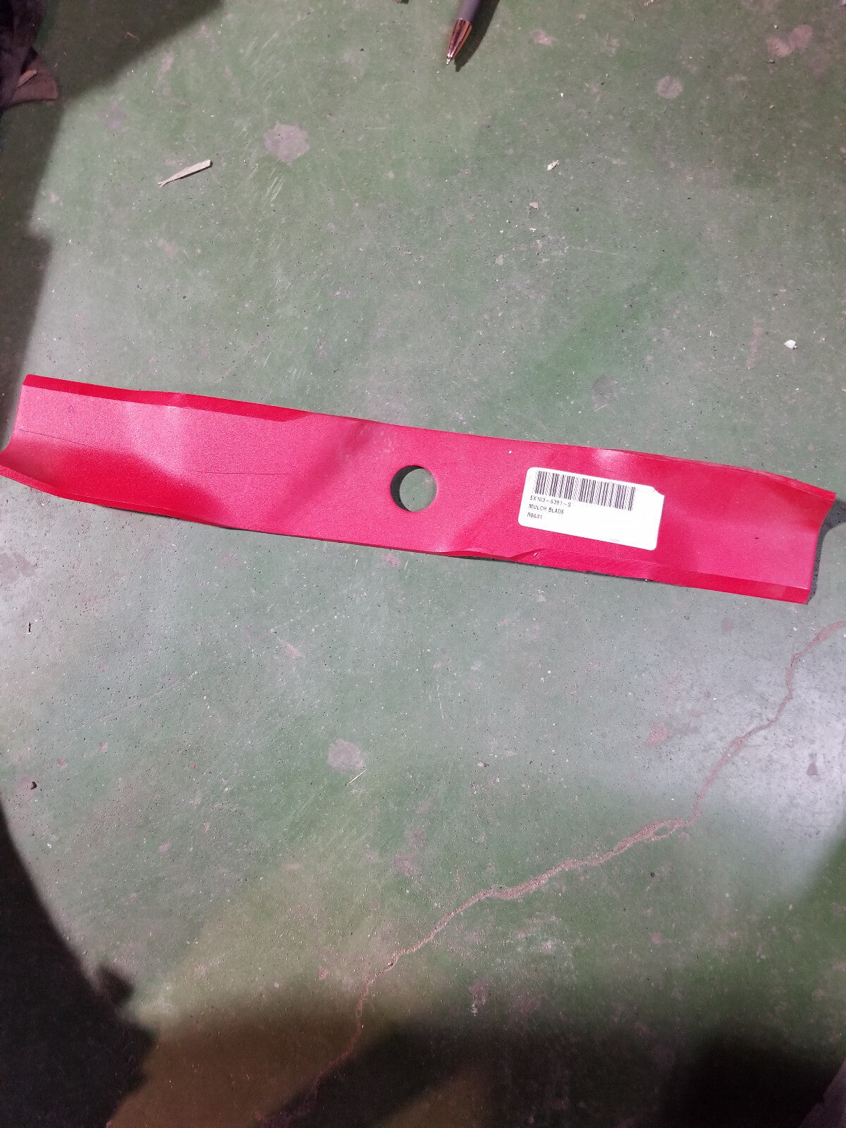 EX103-6391-S Mulch Blade Standard SPK, BLADE MULCH 16.25 (.94 HOLE)