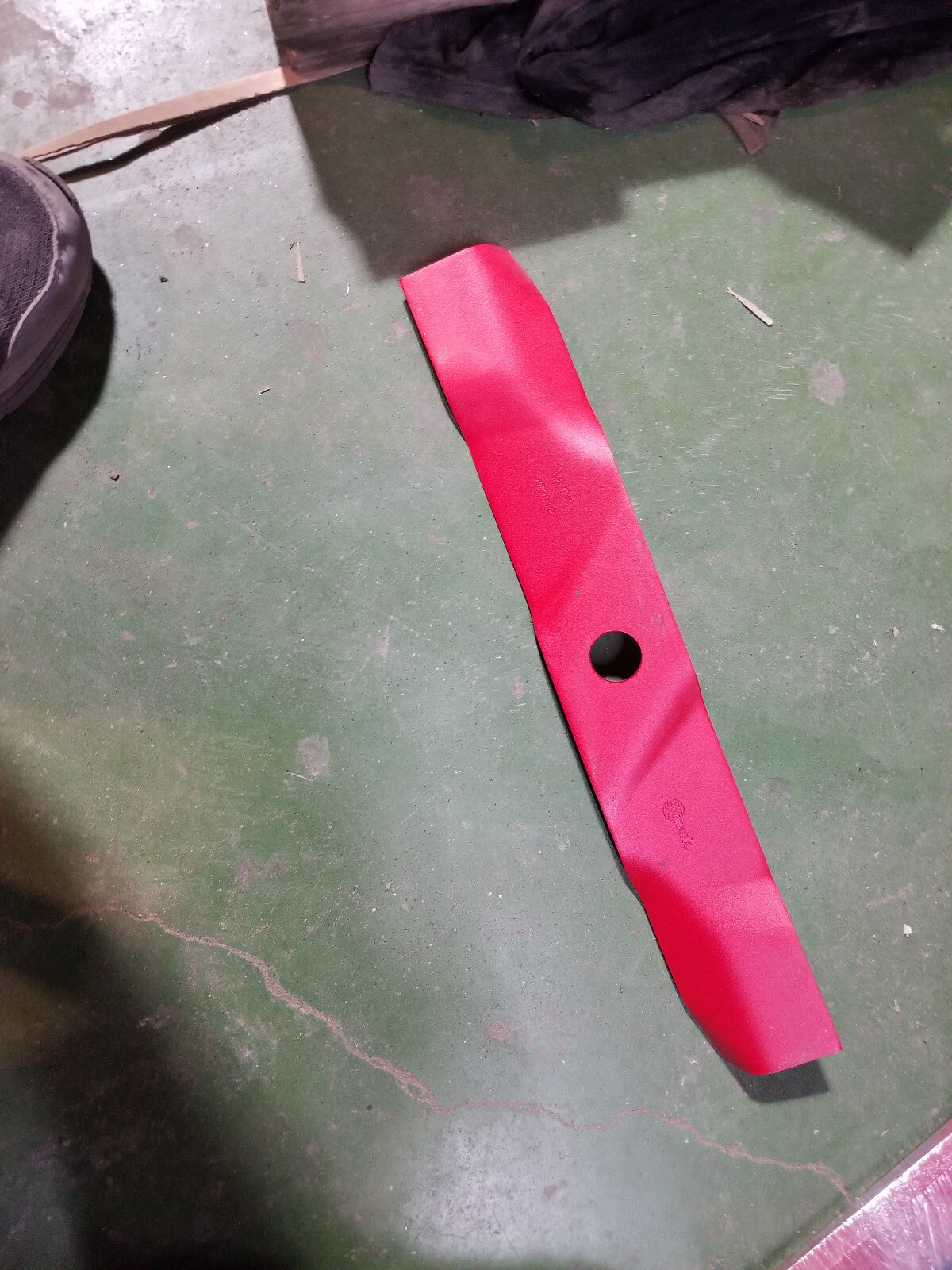 EX103-6391-S Mulch Blade Standard SPK, BLADE MULCH 16.25 (.94 HOLE)