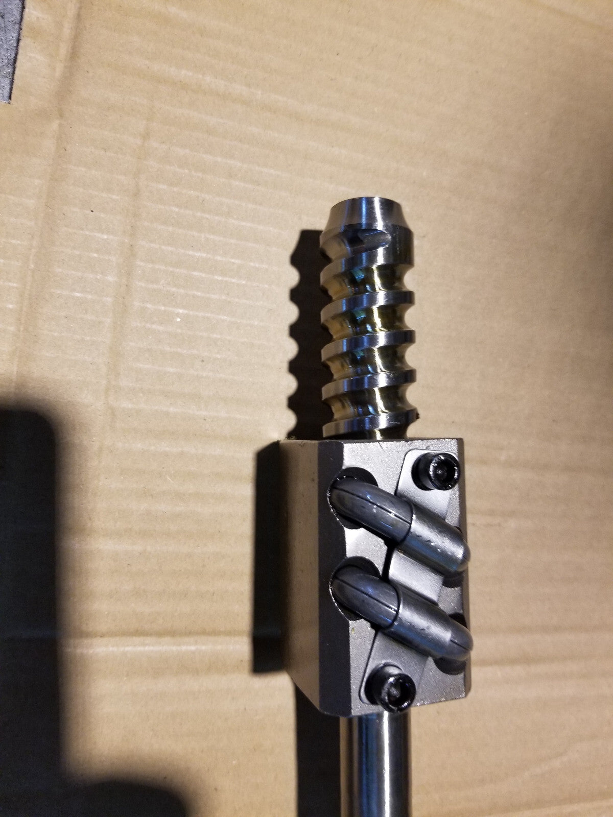 1031344M91 - Steering Shaft & Nut, 22 3/8 Inch S.61135