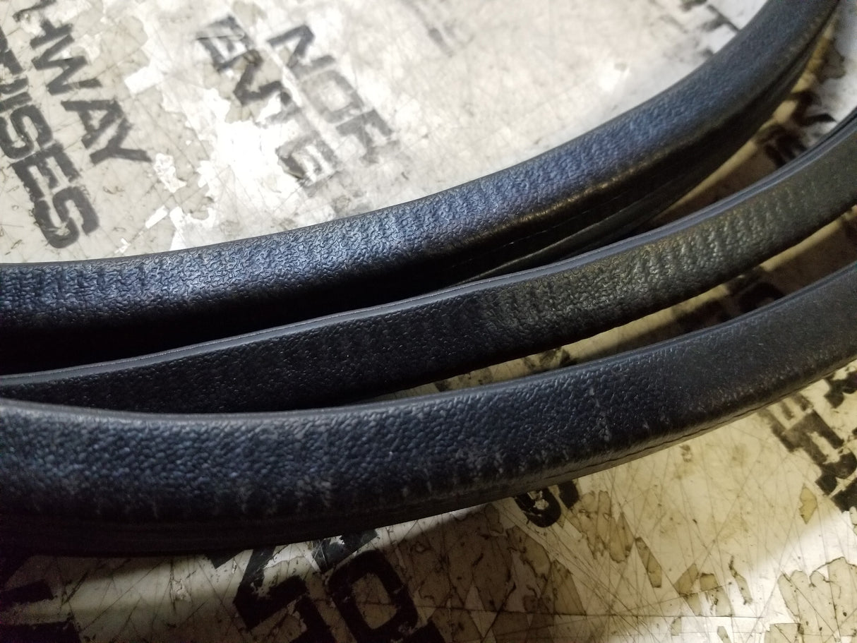 3C581-70693 KUBOTA WEATHER STRIP SEAL
