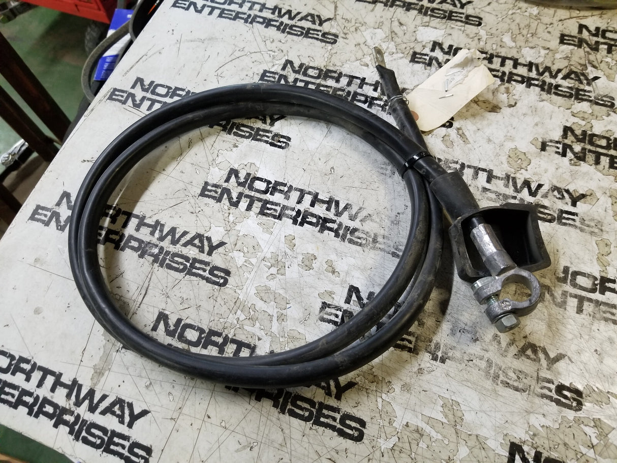 3302556M91 CABLE AGCO