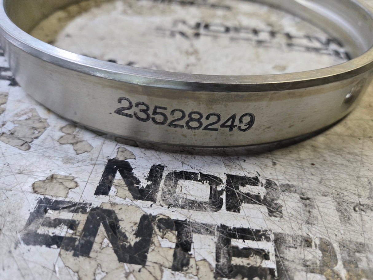 MTU Outboard Support Bearing 23528249