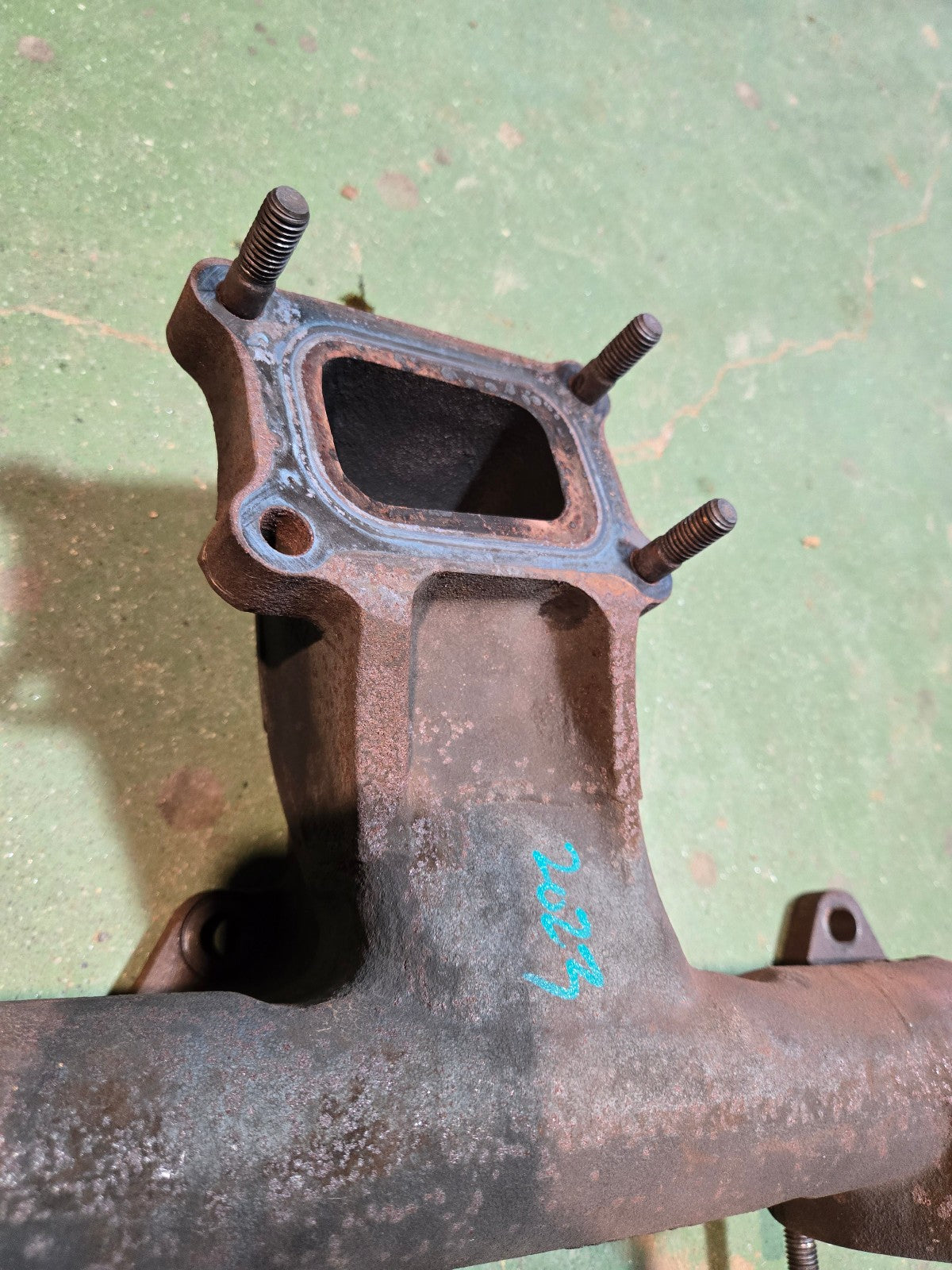 5450589 68444858AA 2019-2024 Ram 2500 3500 6.7L Diesel Cummins Exhaust Manifold