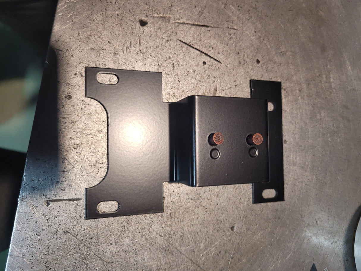 Paccar UE10750 Hvac Unit Case Bracket Weldment, Steel