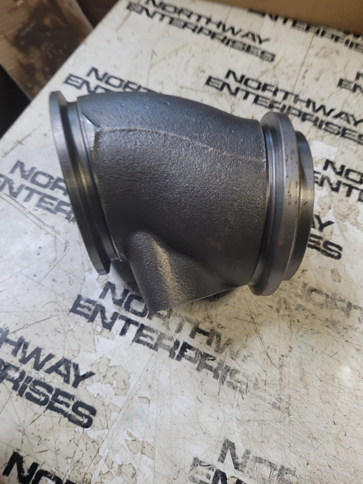 OEM NEW 3684411 CUMMINS EXHAUST OUTLET CONNECTION