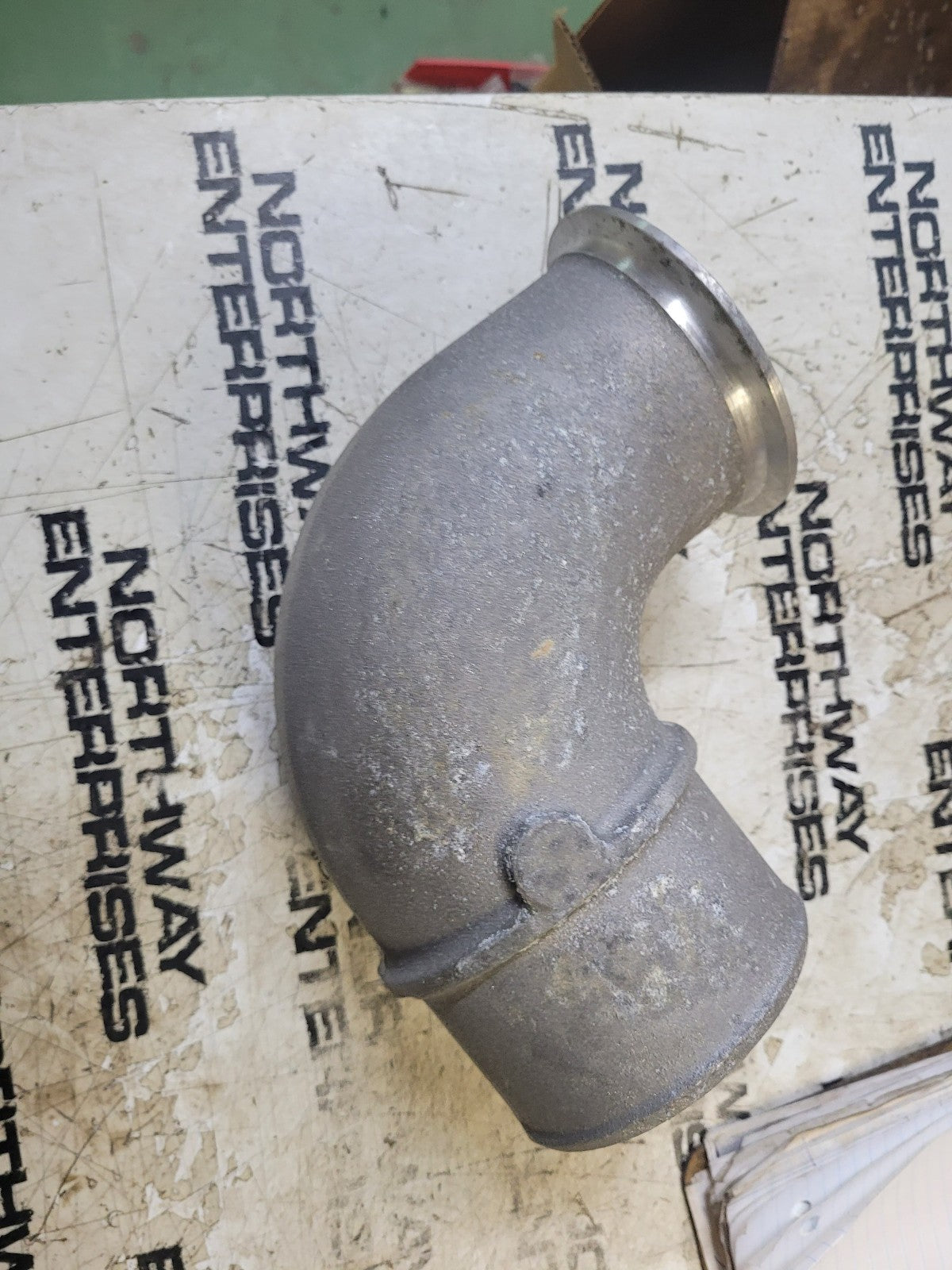 Turbo Elbow Flange Clamp 3682674 for ISX T6 Exhaust ISX Borg Warner S400 Cummins