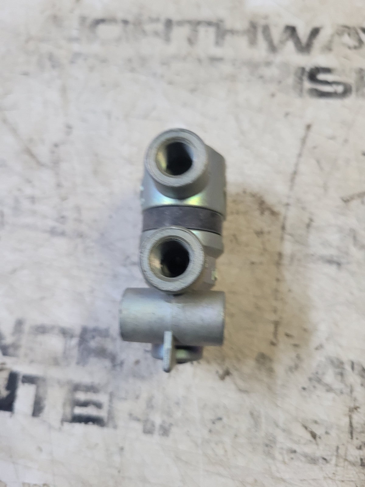 4111-4A Suspension Dump Valve