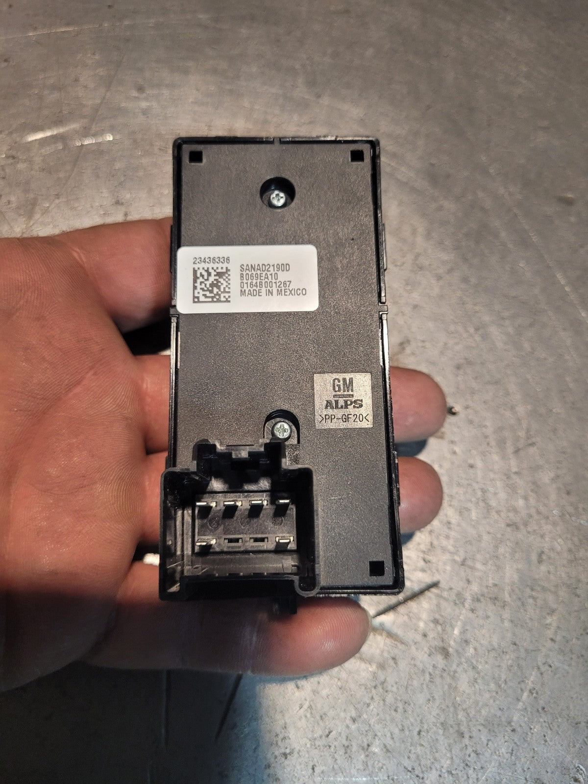 NEW 23436336 GM AC DELCO WINDOW SWITCH
