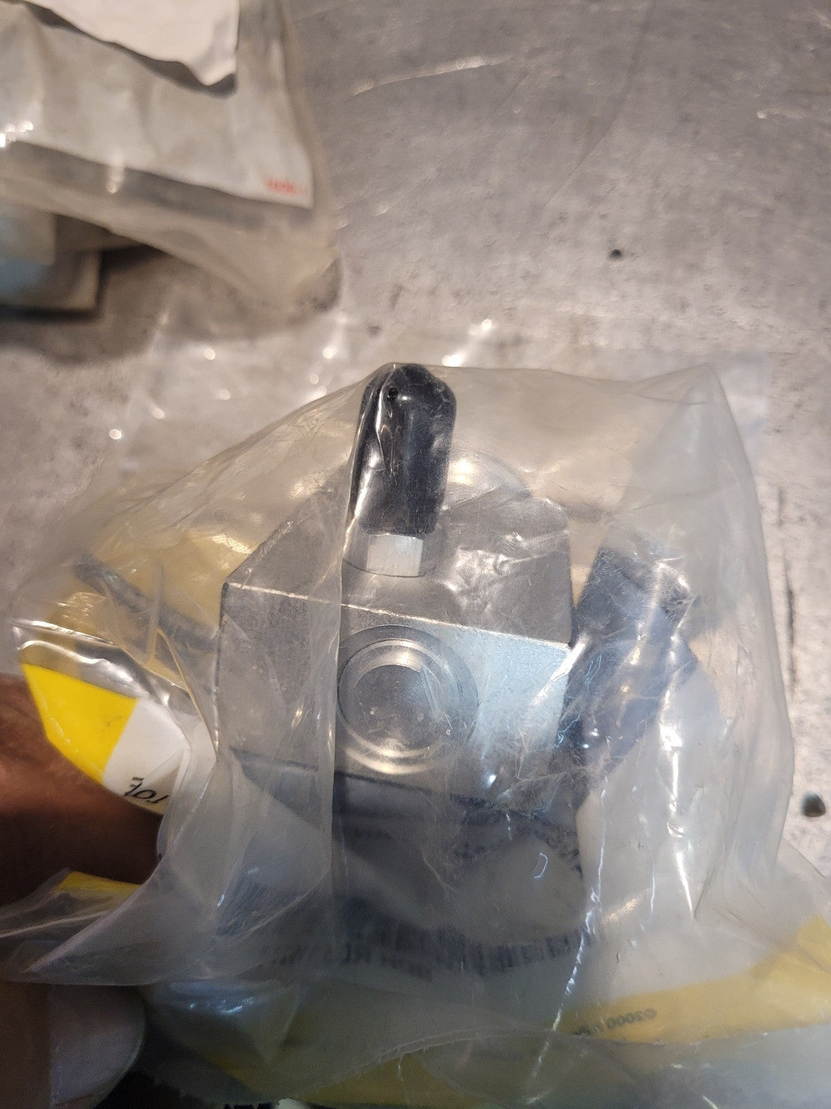 Red Dot Western Star A/C Expansion Valve | RD5 11921 0 RDH RDS 11921 0