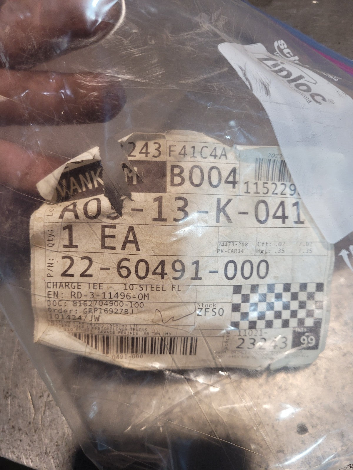 22-60491-000 FREIGHTLINER CHARGE TEE #10