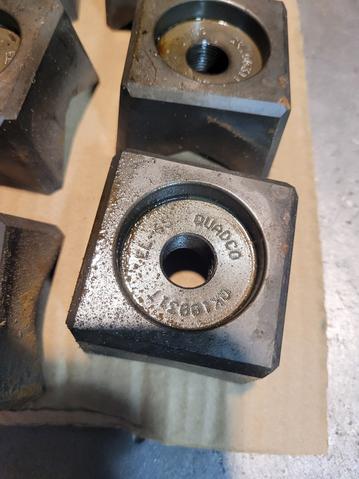 1 BOX OF 18PC - QK10031T SAW TOOTH QUAD SHANKLESS HT