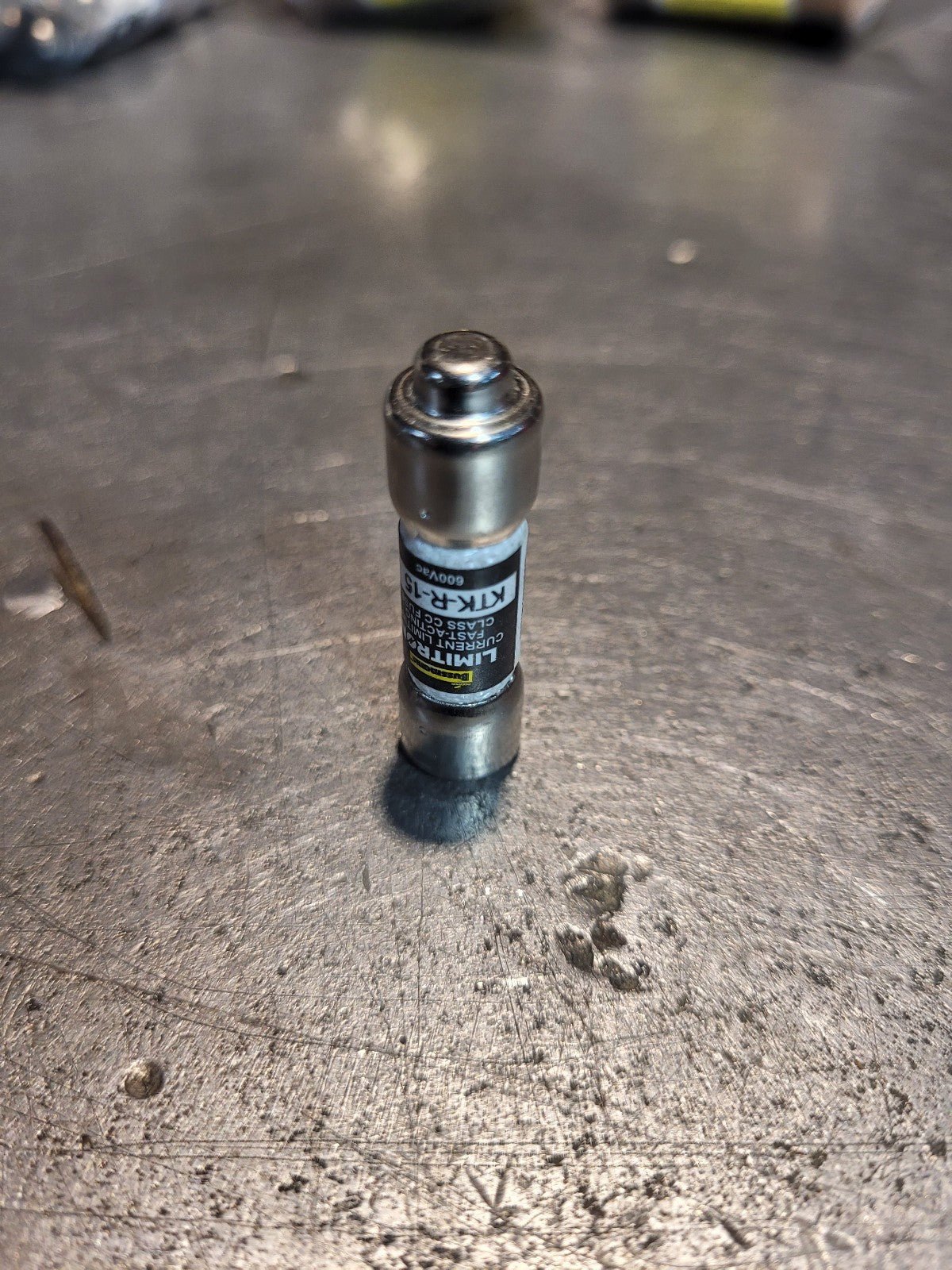 1 BAG OF 37PC KTK-R-15 600Vac Fuses Fast Acting Fuse