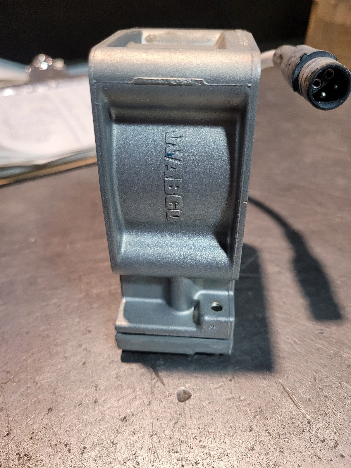New GENUINE VOLVO VOE11709802 11709802 PEDAL SWITCH