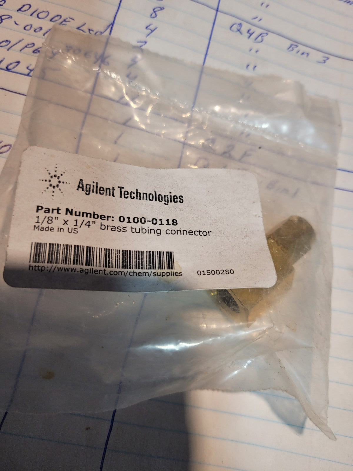 LOT OF 2 PC Agilant technologies 1/8" x 1/4 " brass tubing connector 0100-01