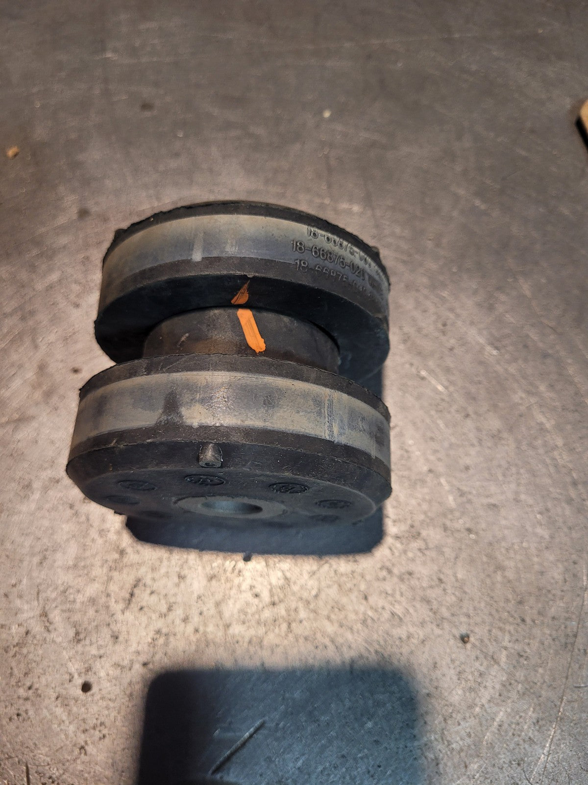 Western Star A18-66875-000 Isolator Cab Support,Frt 18-66875-060 18-66875-020