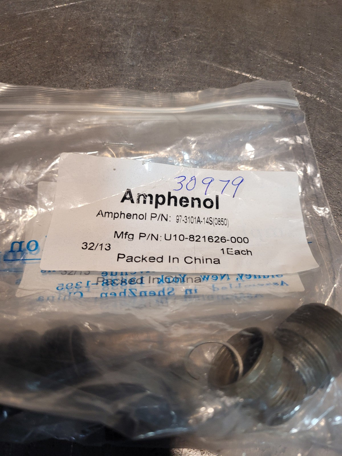 LOT OF 3PC - U10-821626-000 AMPHENOL