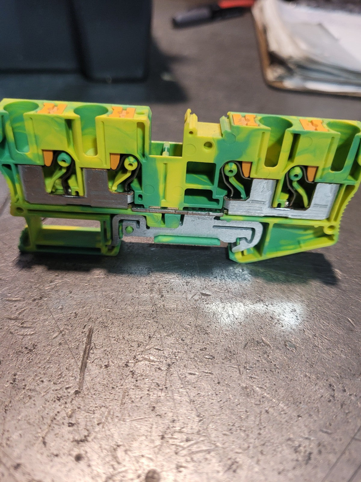 PT 6-QUATTRO-PE Panel Accessories Phoenix Contact