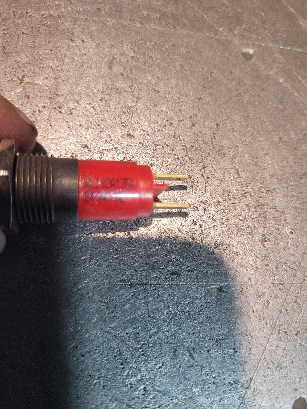 1 BAG OF 118PC - WL-192A1350 Indicator PNL-MNT LED Red 700MCD 14mm 24VDC