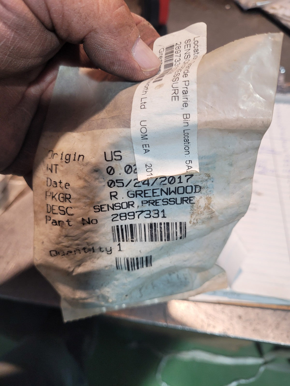 2897331 Genuine OEM for Cummins PRESSURE SENSOR