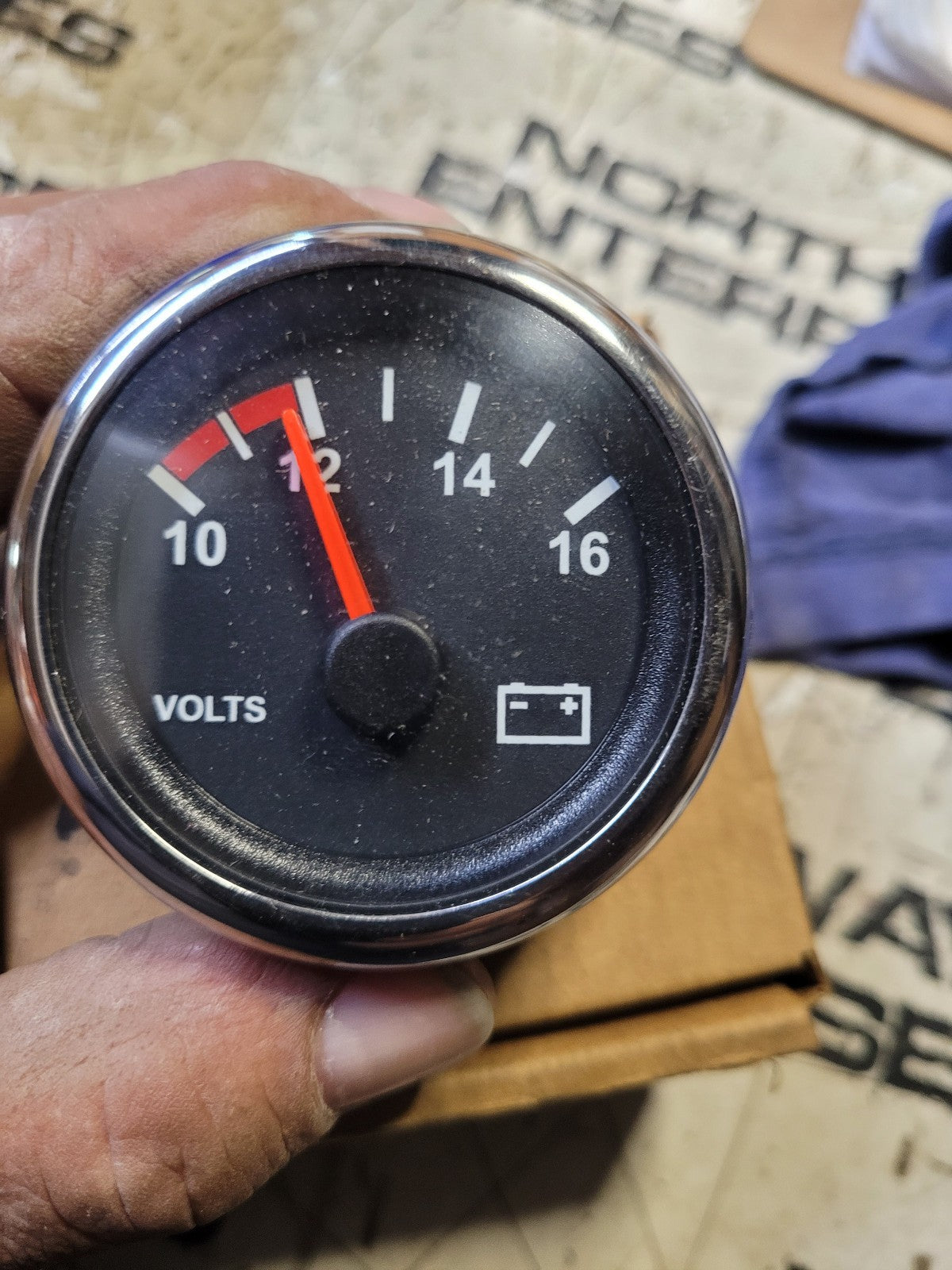 A22-71449-002 Voltage Voltmeter Gauge 10-16 Volts