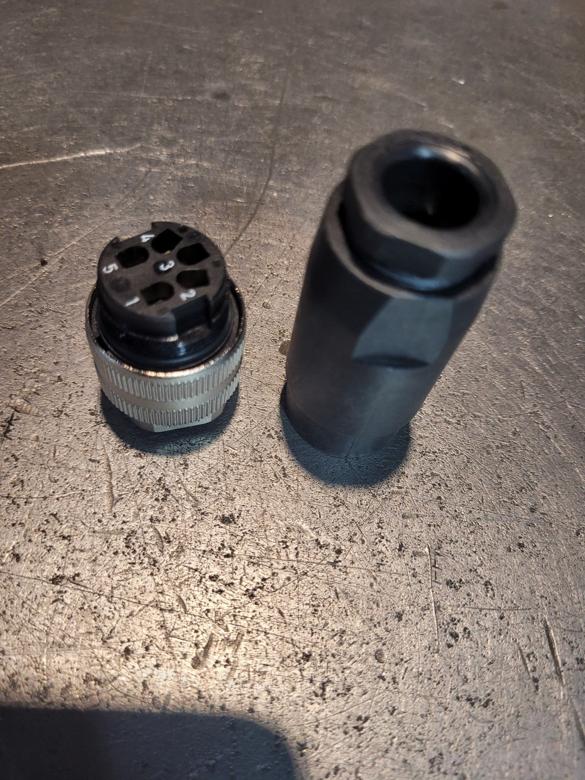 Turck B 4151-0/13,5 Connector Staight Female 5 Pole Conductor B4151-0/13.5