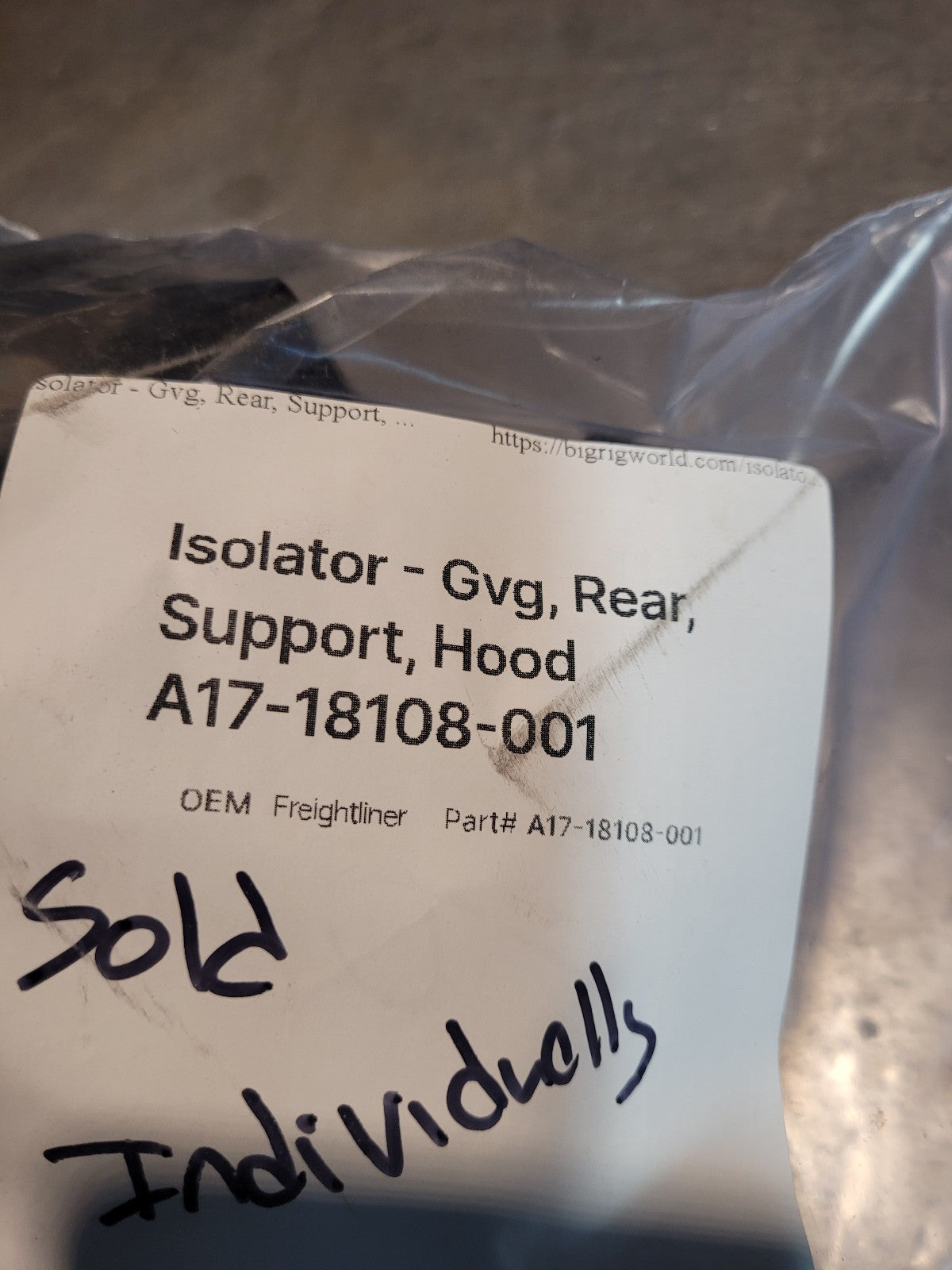 A17-18108-001 HOOD POLY MOUNT ISOLATOR
