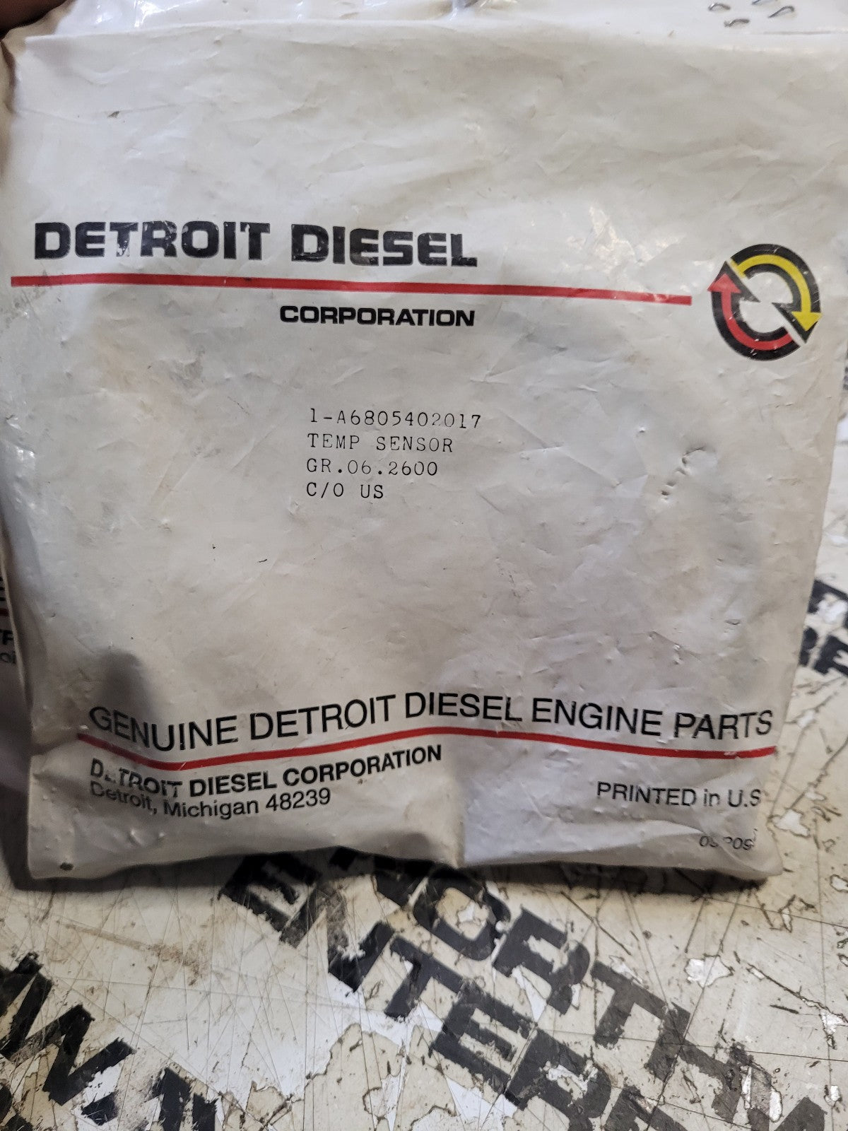 A6805402017 Genuine Detroit Diesel Temperature Sensor