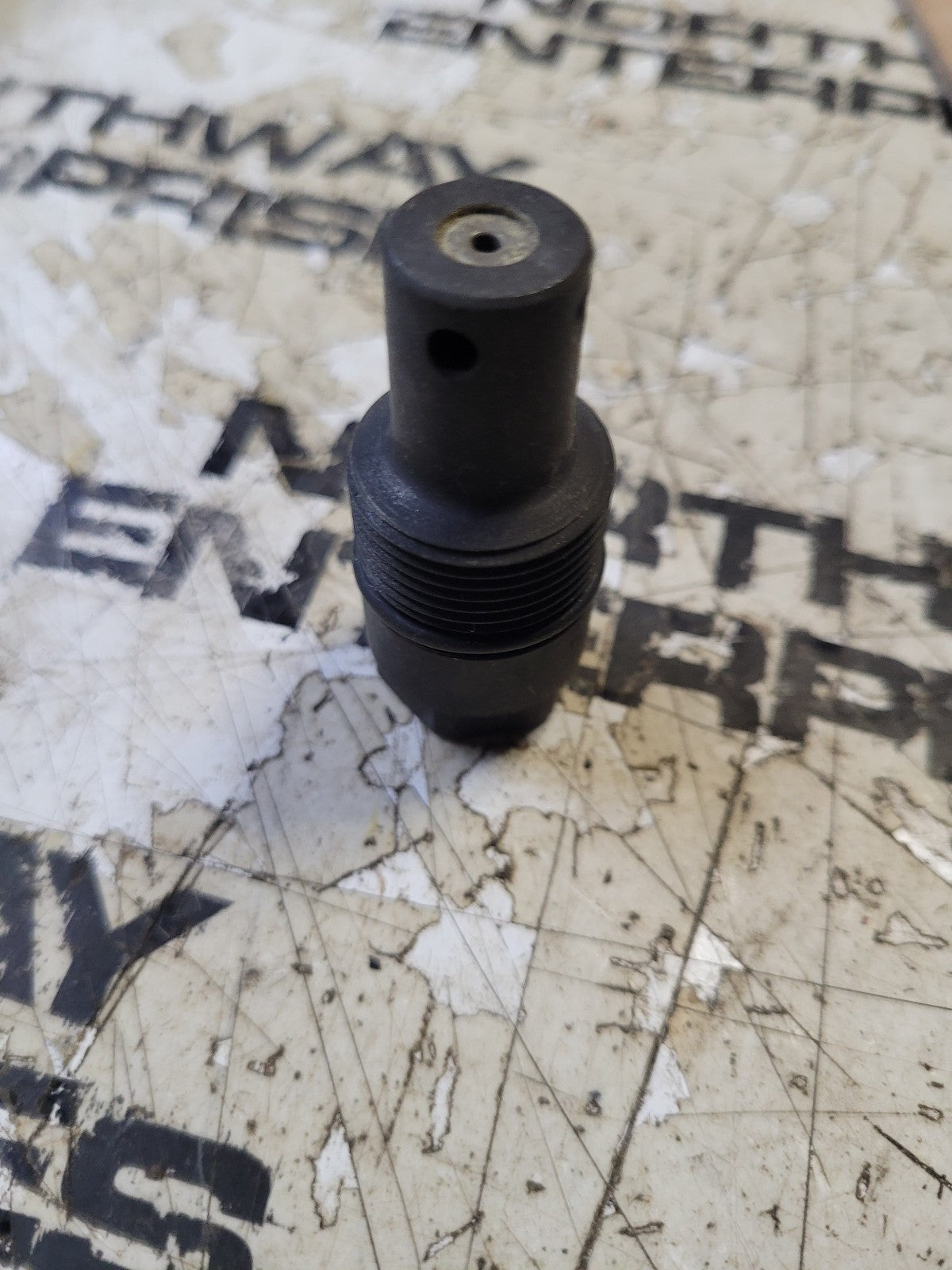 A0000912210 OEM DETROIT DDE F/PUMP VALVE