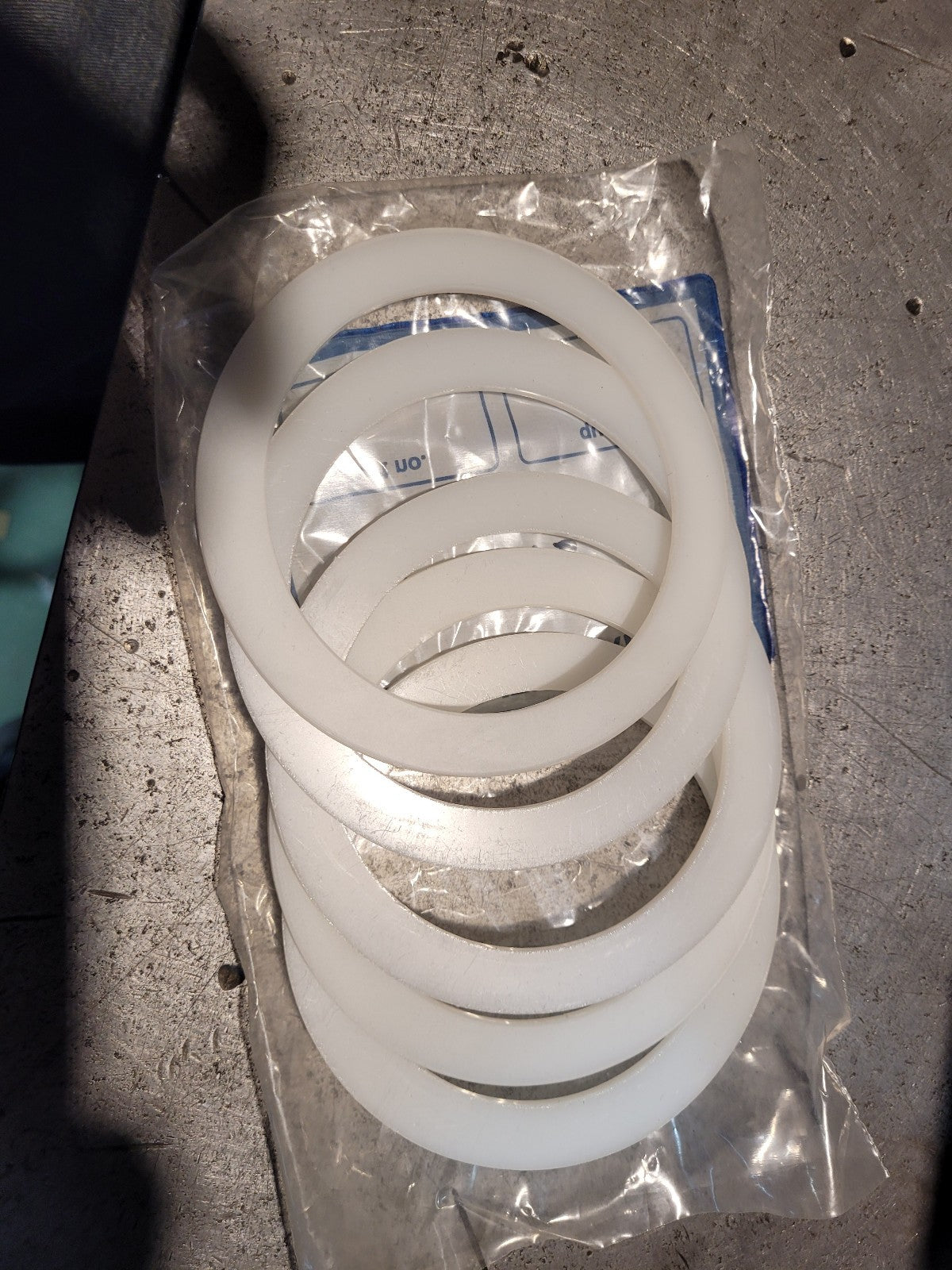 1 BAG OF 5PC - VOLVO VOE11118395 SPACER WASHER 11118395