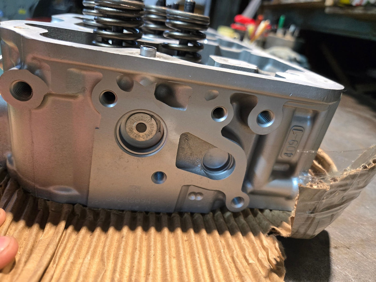 REMAN LH DRIVERS CYLINDER HEAD 6.6 DURAMAX DIESEL LLY VIN 2 97779579 REF55