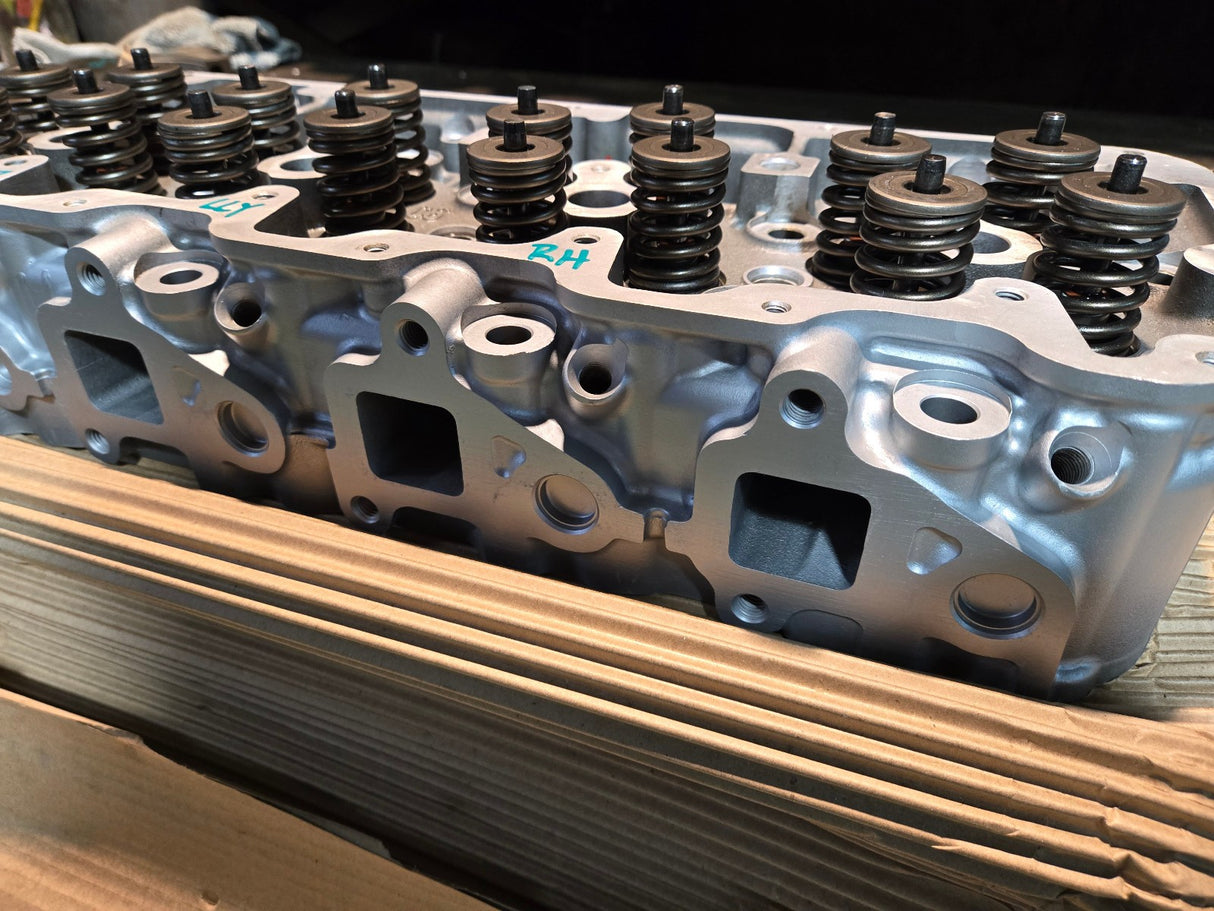 REMAN RH PASSENGER CYLINDER HEAD 6.6 DURAMAX DIESEL LLY VIN 2 97779579 ref27