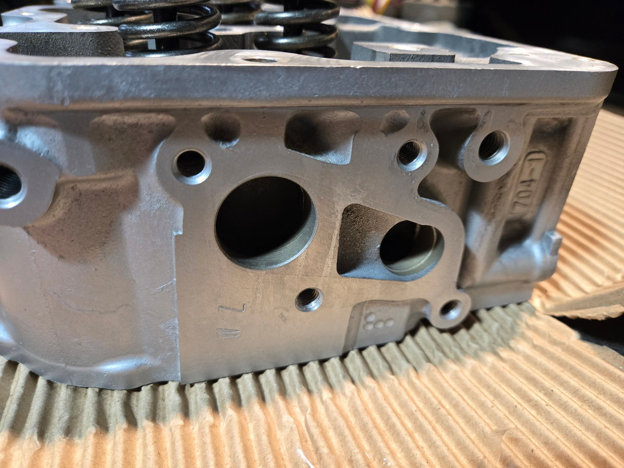 REMAN 2006-2010 Chevy GMC 6.6 LBZ LMM DURAMAX CYLINDER HEAD RH PASSENGER REF815B