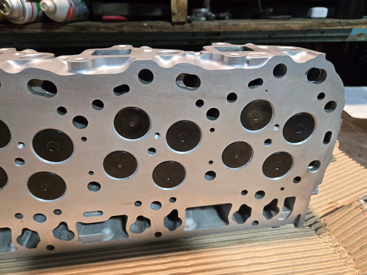 REMAN 2006-2010 Chevy GMC 6.6 LBZ LMM DURAMAX CYLINDER HEAD RH PASSENGER REF815B