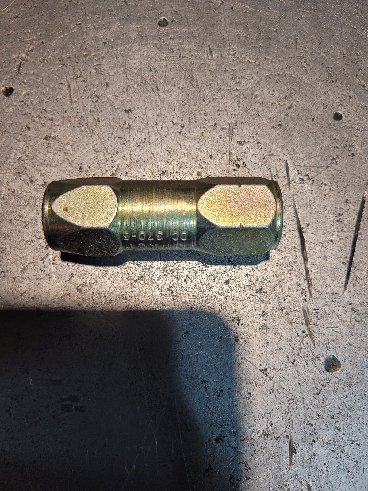 Parker DC-370-5, Hydraulic One Way Check Valve, 3000 Psi, 20 gpm, 3/8” Npt