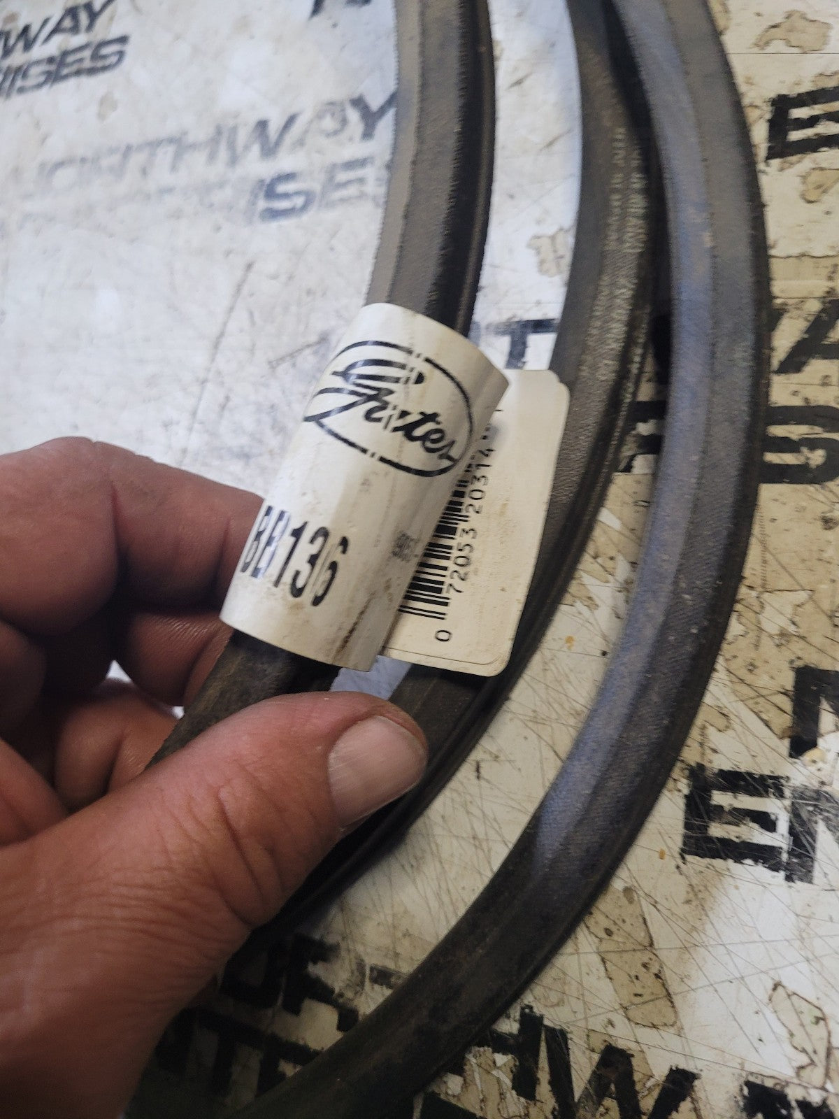 BB136 GATES 9053-0136 HI-POWER BELT