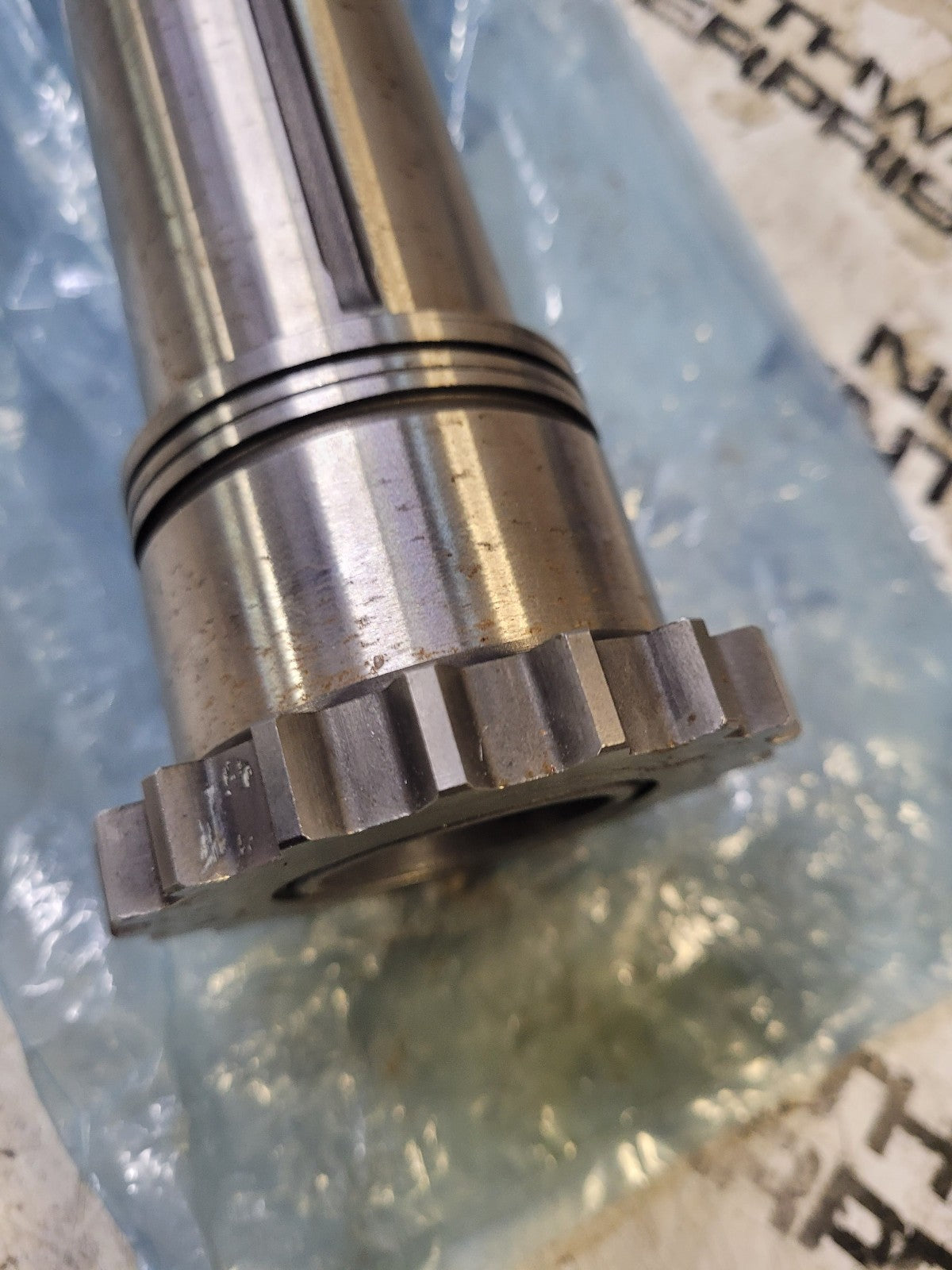 Eaton Fuller Roadranger Transmission 10 Spline 18 Teeth Input Shaft 23566