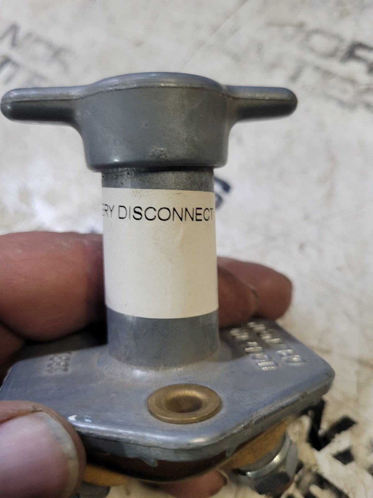 NEW UCOM 1331 Battery Disconnect Switch BA2205
