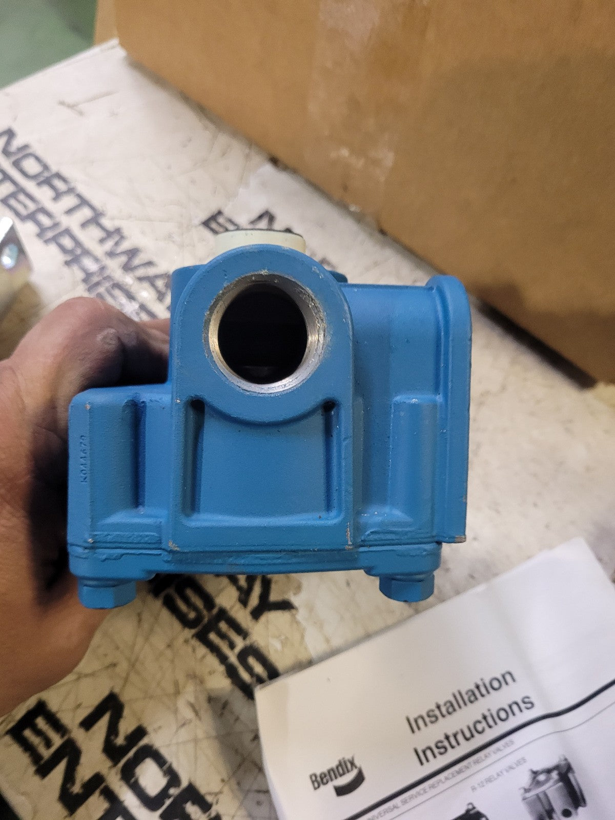 Bendix OR103009X R 12 Remanufactured Relay Valve