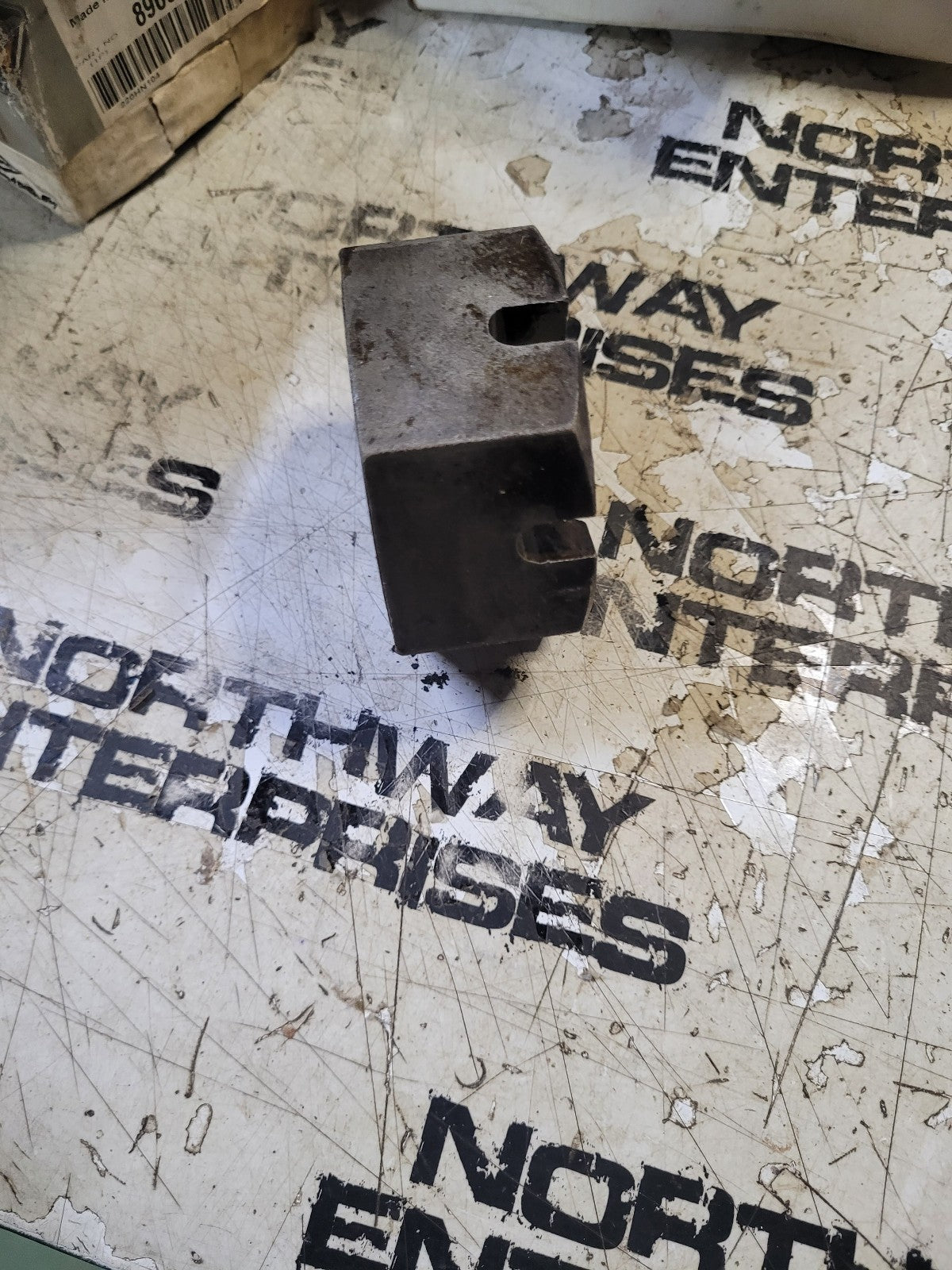 896943R1 SPICER AXLE NUT