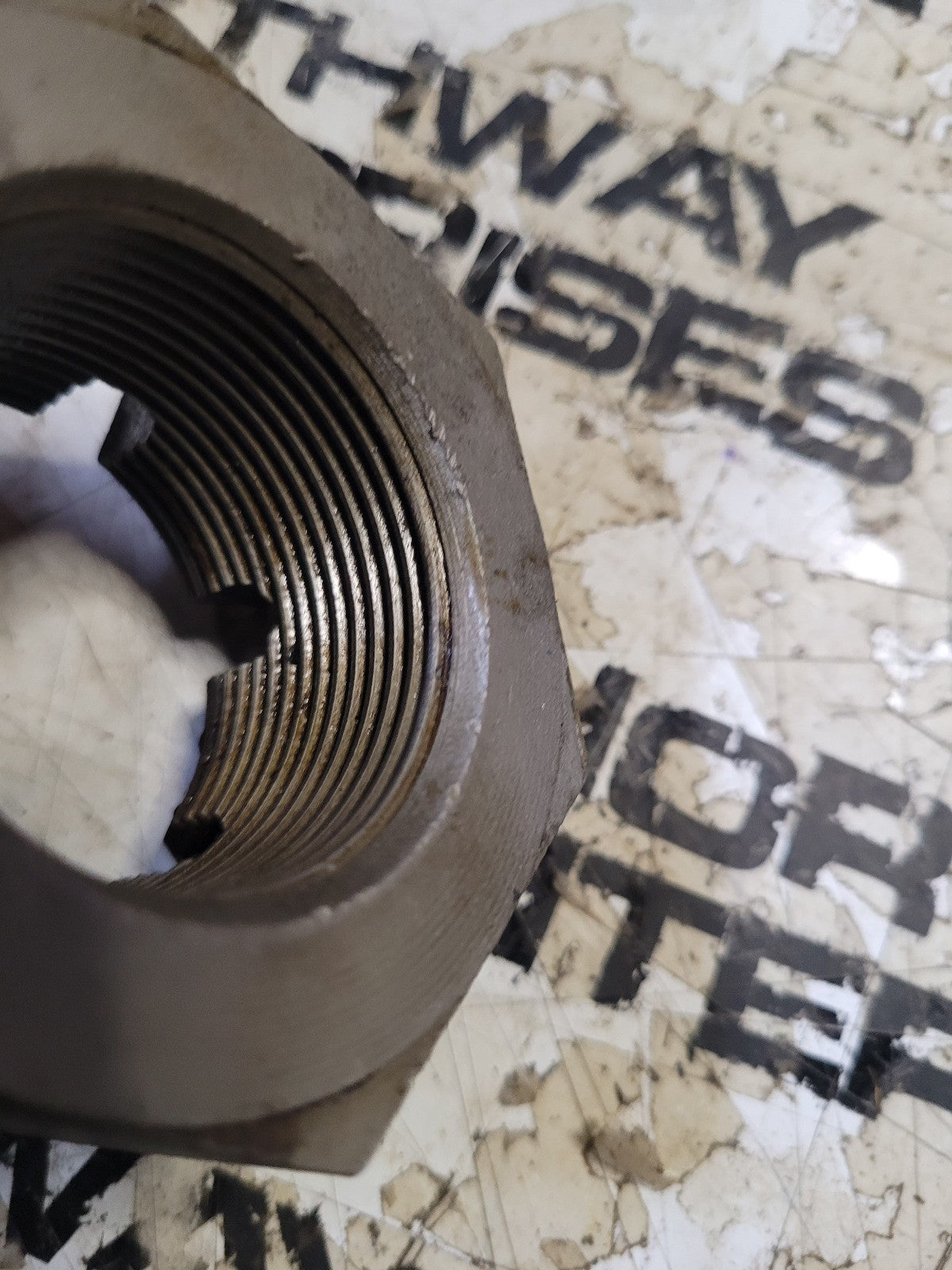 896943R1 SPICER AXLE NUT