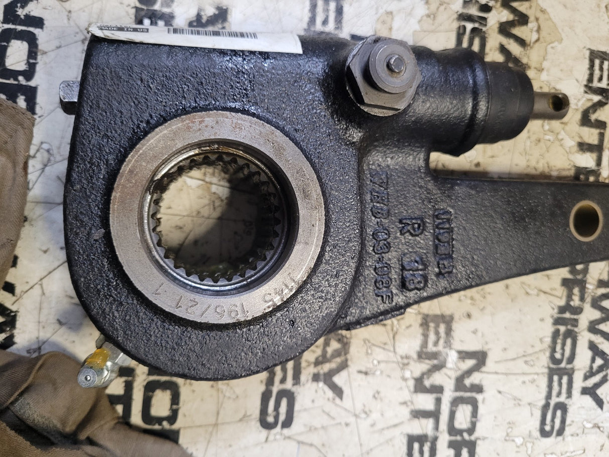 R803049 NEW Slack Adjuster Automatic GENUINE Meritor Type