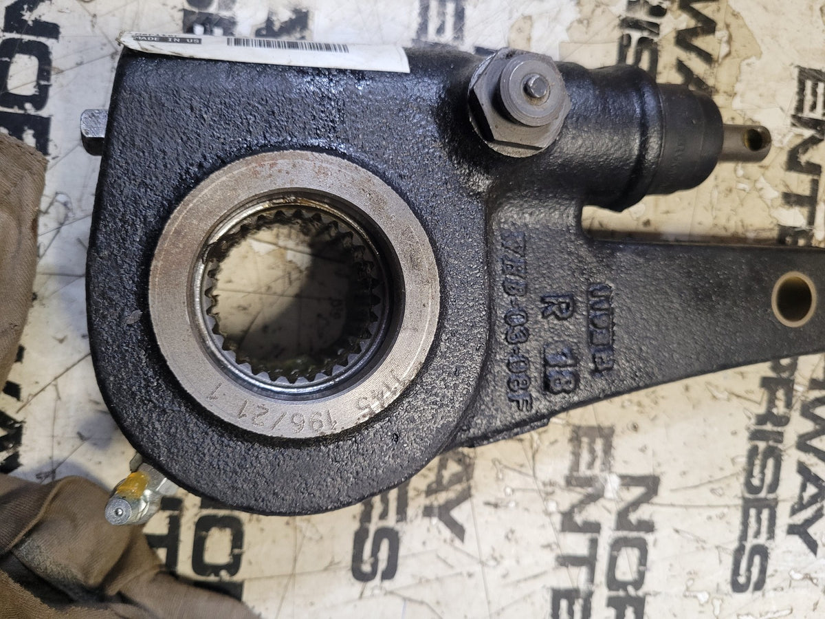 R803049 NEW Slack Adjuster Automatic GENUINE Meritor Type