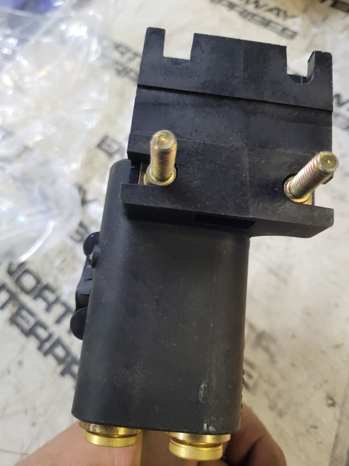 HAD1502UNC Height Control Valve Trailer with Integral Dump 171.H01502UNC