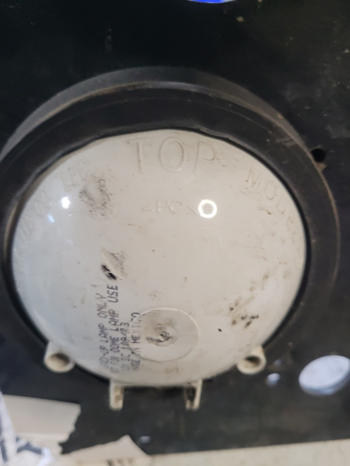 06-95121-000 Freightliner Genuine OEM Taillight Set